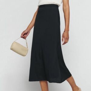 Reformation Bea Skirt in Black